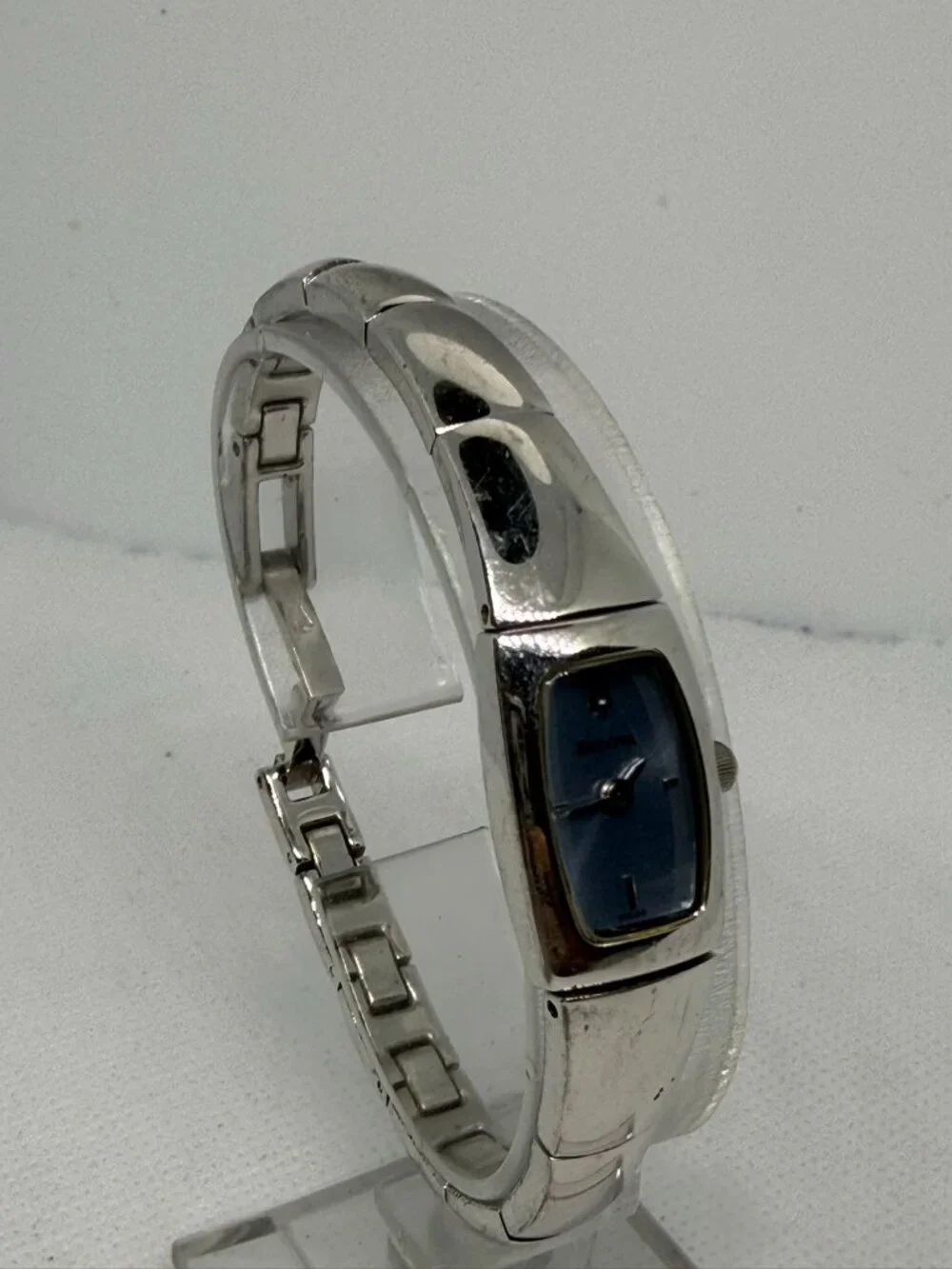 Bulova 96L98 Women's Bracelet Watch Silver-Tone Bangle Blue Sparkle Dial